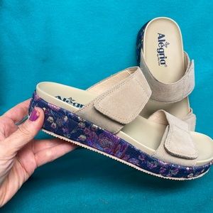 Alegria Tan Nude  Suede Sandals new size 6.5 leather